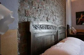 Agriturismo Suri Sant'Andrea (Piedmont)