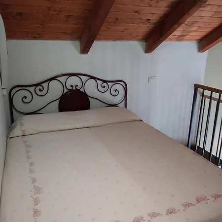 Landhuis Agriturismo Suri Sant'Andrea (Piedmont)